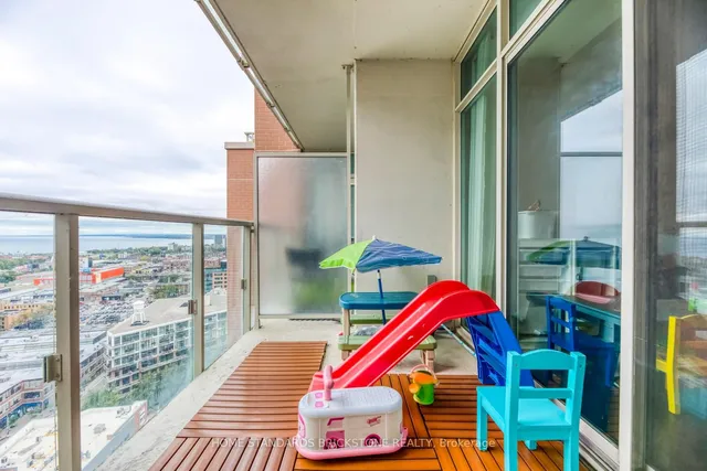 Additional image 21 of 125 Western Battery Rd Unit 2508