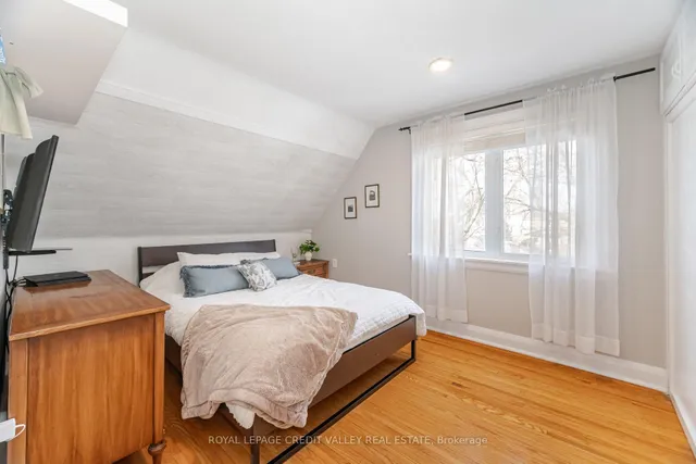 Additional image 25 of 20 Fleming Ave