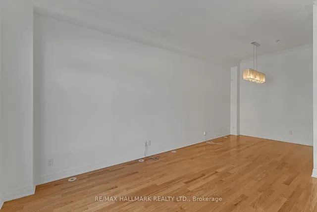 Additional image 4 of 443D Queen St