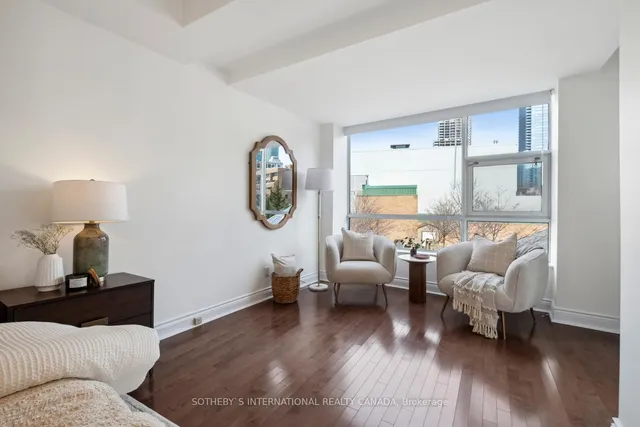 Additional image 25 of 77 Avenue Rd Unit 306