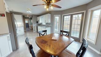 Additional image 4 of 11 James St W