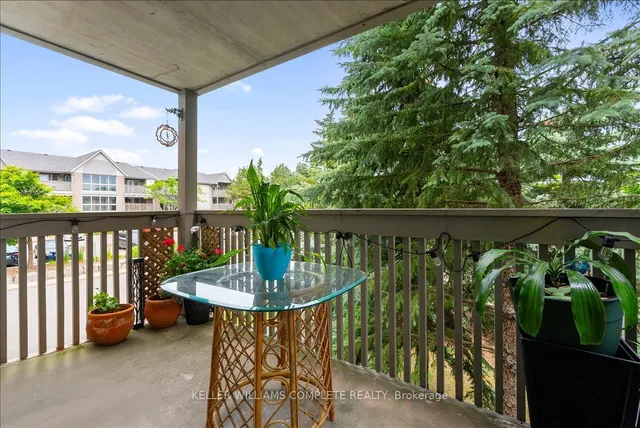 Additional image 23 of 2010 CLEAVER Ave Unit 211