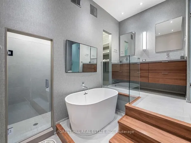 Additional image 23 of 8 Wellesley St Unit PH7