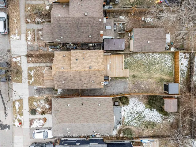 Additional image 35 of 92 Graham Ave