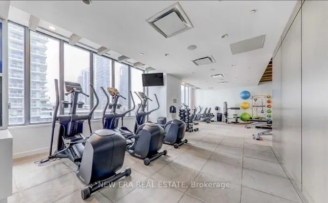 Additional image 14 of 70 Annie Craig Dr Unit 1405