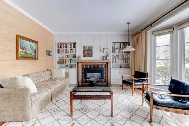 Additional image 6 of 847 FOREST GLEN Ave