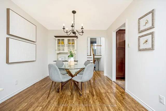 Additional image 14 of 703 Laurier Ave