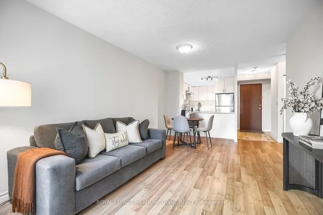 Additional image 12 of 18 Pemberton Ave Unit 401