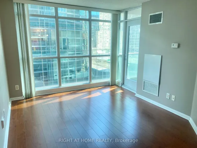 Additional image 12 of 18 Yonge St Unit 1116