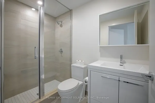 Additional image 5 of 212 King William St Unit 815