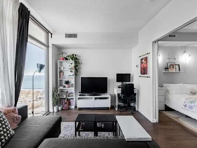 Additional image 15 of 105 The Queensway N/A Unit 2113