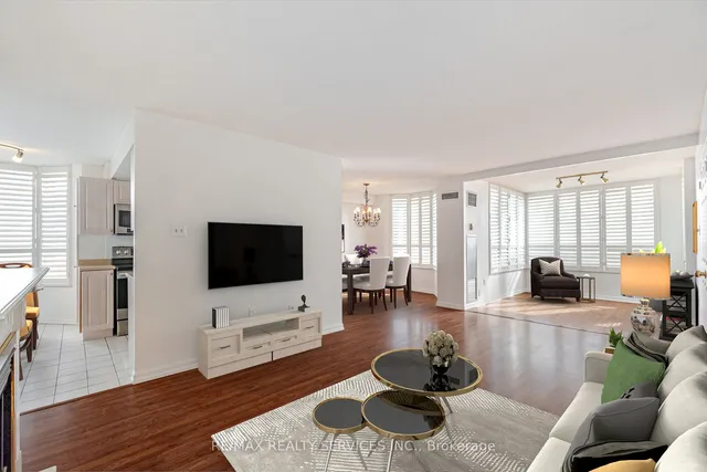 Additional image 12 of 20 Cherrytree Dr Unit 1210