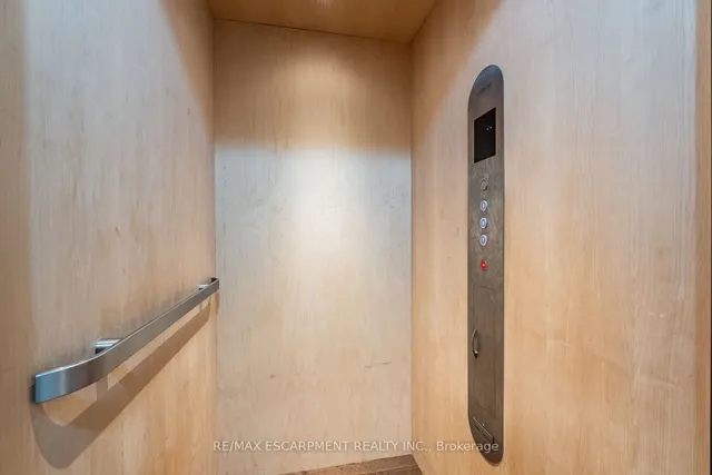 Additional image 34 of 75 Chatsworth Cres