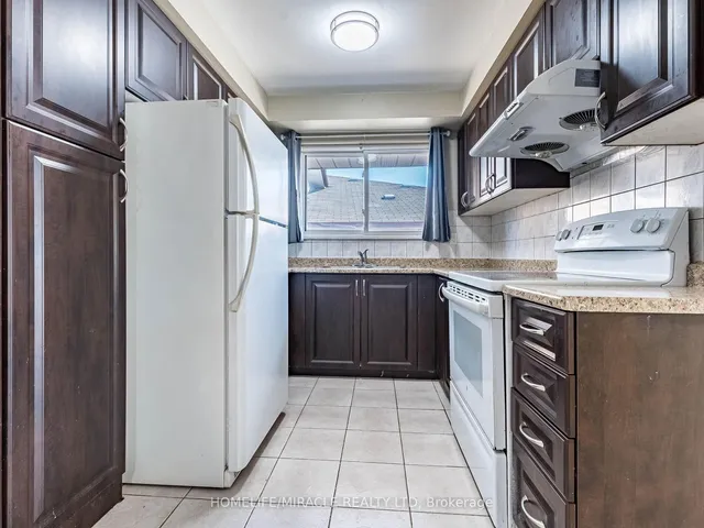 Additional image 10 of 10 Madison St