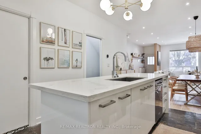 Additional image 18 of 28 Muriel Ave