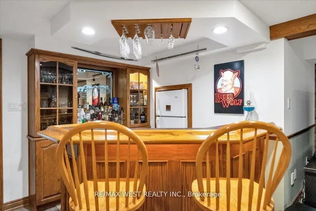 Additional image 19 of 254 Confederation Dr