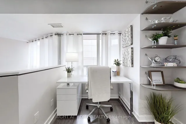 Additional image 32 of 255 Richmond St Unit 401