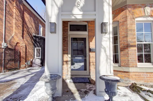 Additional image 38 of 8 Duff St