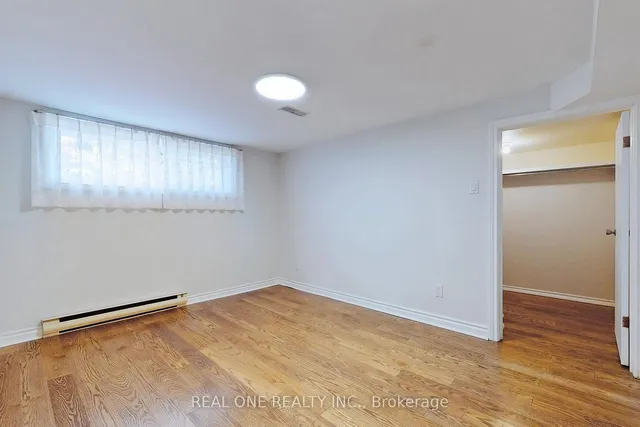 Additional image 41 of 17 Foursome Cres