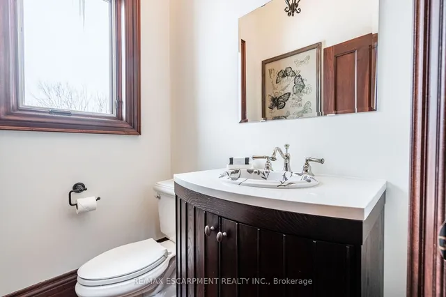 Additional image 21 of 76 Oak Ave