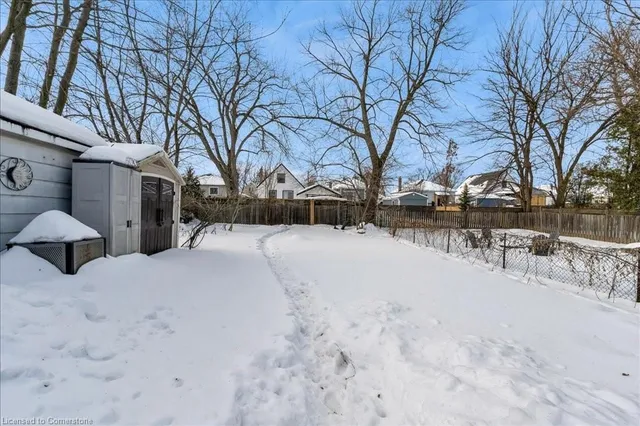 Additional image 22 of 242 East 27th St