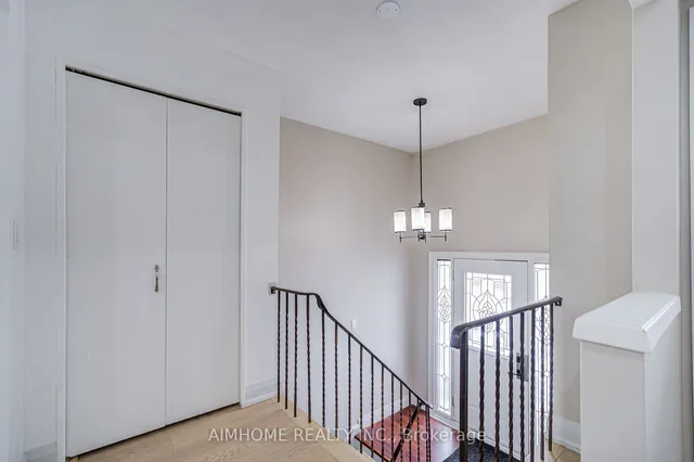 Additional image 5 of 100 Van Horne Ave