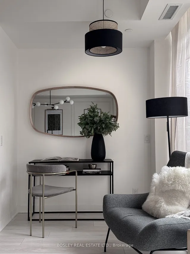 Additional image 24 of 120 Parliament St Unit TH04