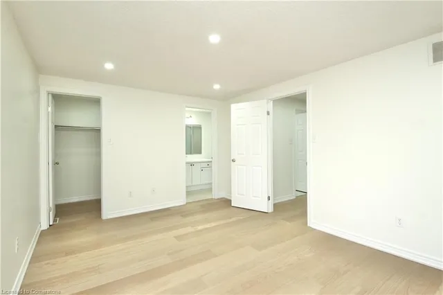 Additional image 15 of 38 Verona St