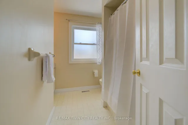 Additional image 8 of 210 Greengable Crt