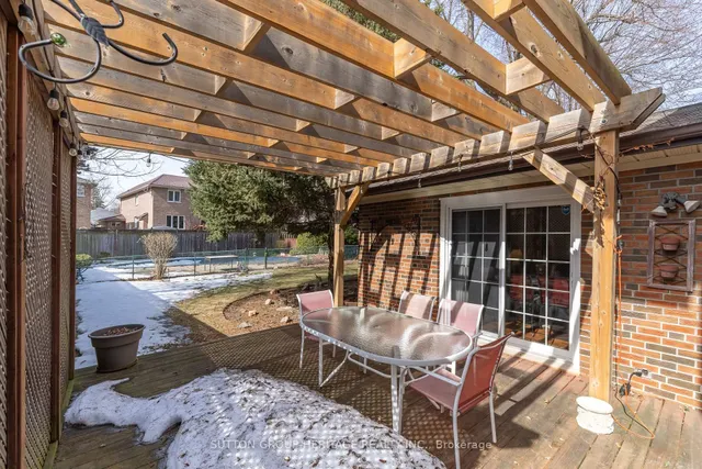 Additional image 44 of 38A Deep Dene Dr