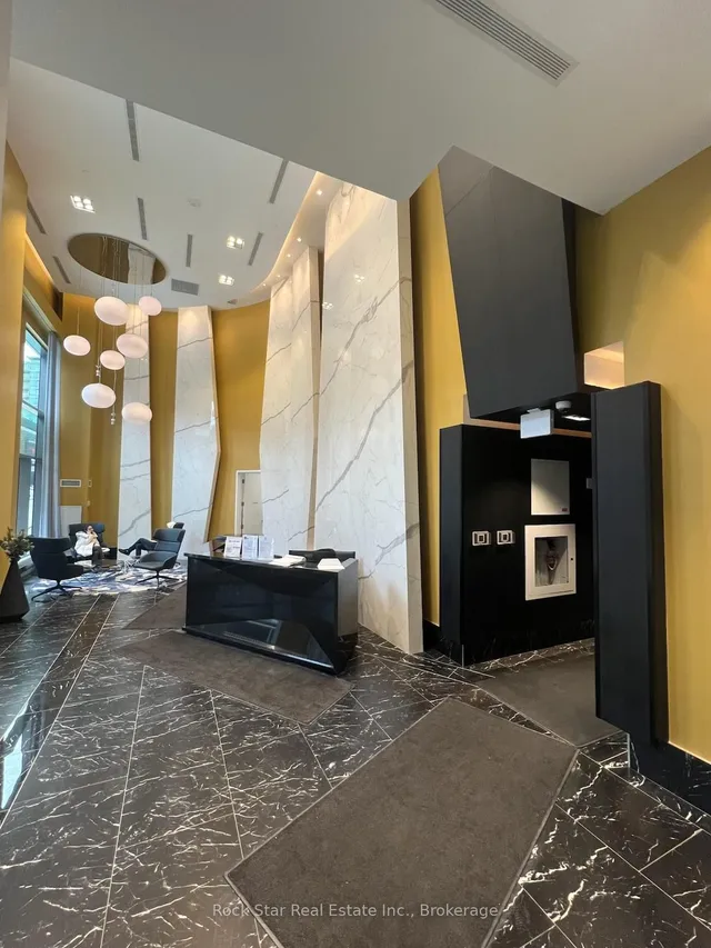 Additional image 3 of 135 Lower Sherbourne St Unit 1737