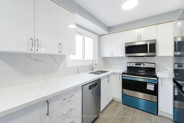 Additional image 20 of 11 Harrisford St Unit 42