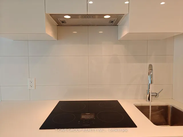 Additional image 6 of 230 Simcoe St