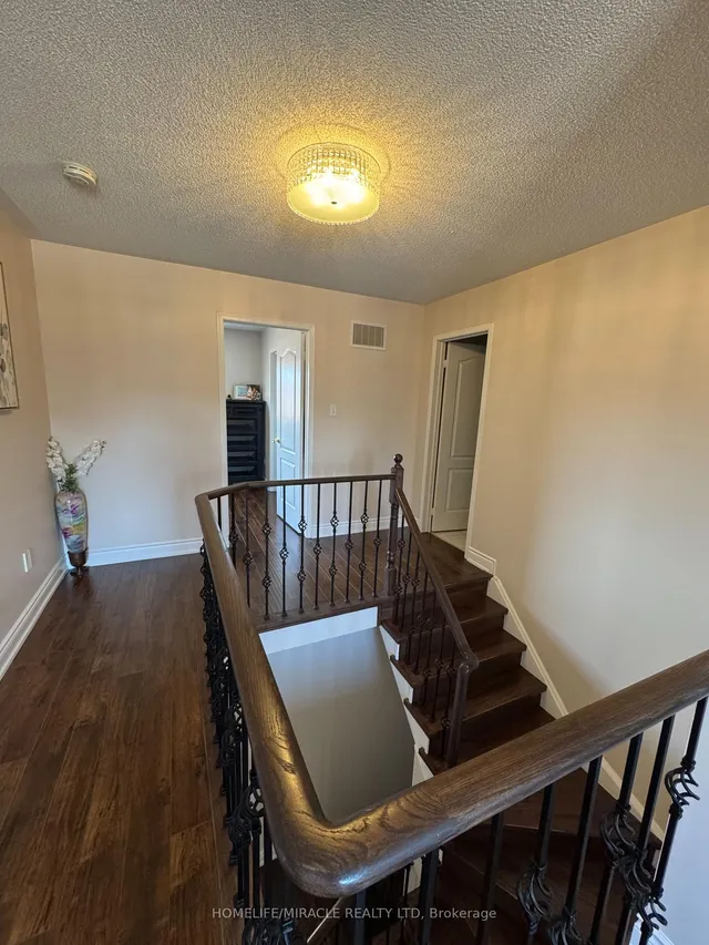 Additional image 6 of 311 Brisdale Dr