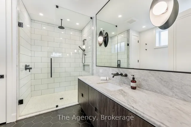 Additional image 35 of 2265 Lakeshore Rd Unit 3