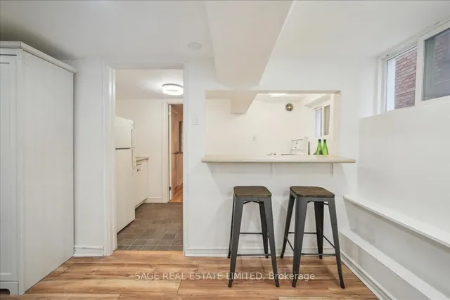 Additional image 31 of 140 Wolverleigh Blvd