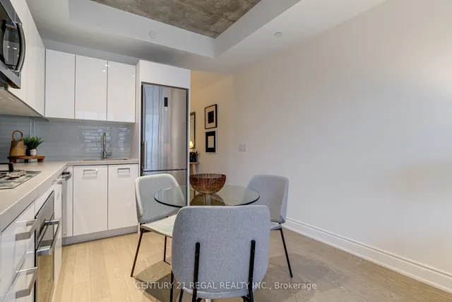 Additional image 10 of 608 Richmond St Unit 804