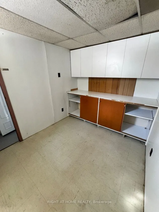 Additional image 16 of 26 Melody Rd