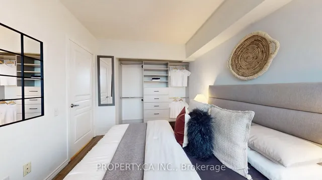 Additional image 14 of 140 Bathurst St Unit Ph02