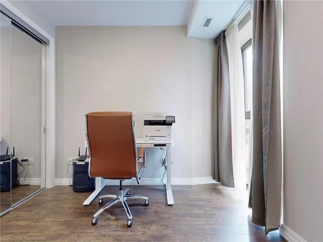 Additional image 29 of 112 King St Unit 606