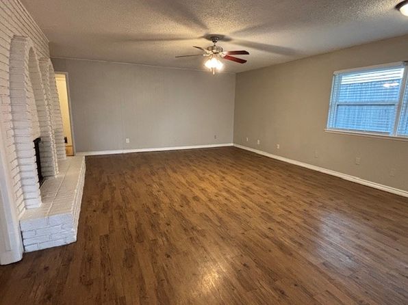 7850 La Sobrina Dr, Dallas, TX 75248