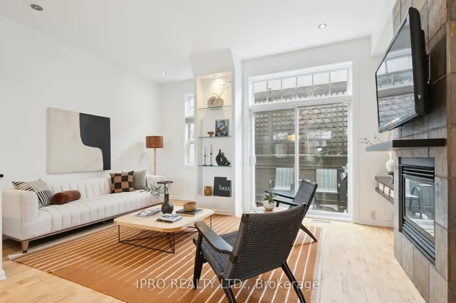 Additional image 12 of 912D Logan Ave