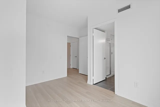 Additional image 12 of 500 Wilson Ave Unit 923