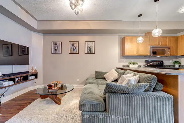 Additional image 9 of 184 Wiltshire Ave