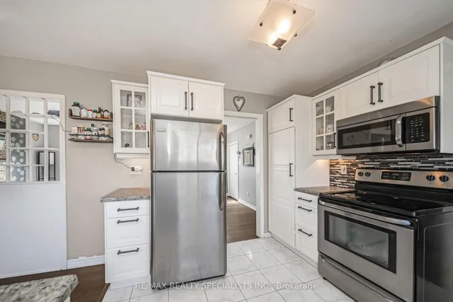 Additional image 16 of 158 Hickson Dr