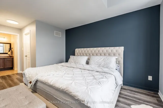 Additional image 20 of 173 Penny Lane