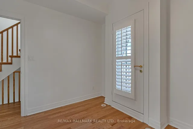 Additional image 24 of 443D Queen St