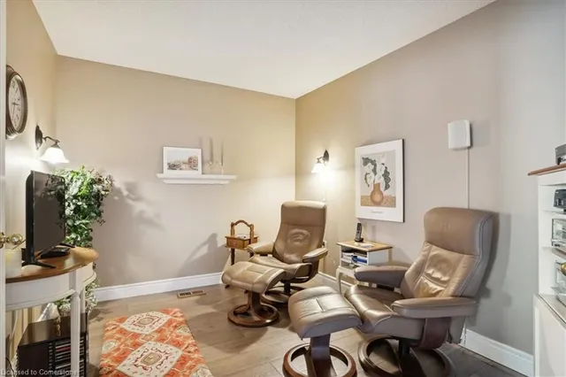 Additional image 13 of 515 North Service Rd Unit 27