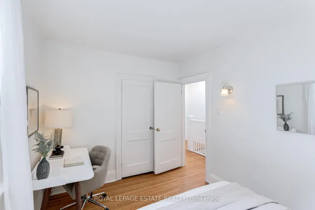 Additional image 31 of 46 Thyra Ave