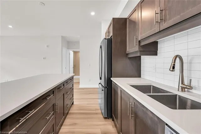 Additional image 7 of 153 Wilson St Unit 215